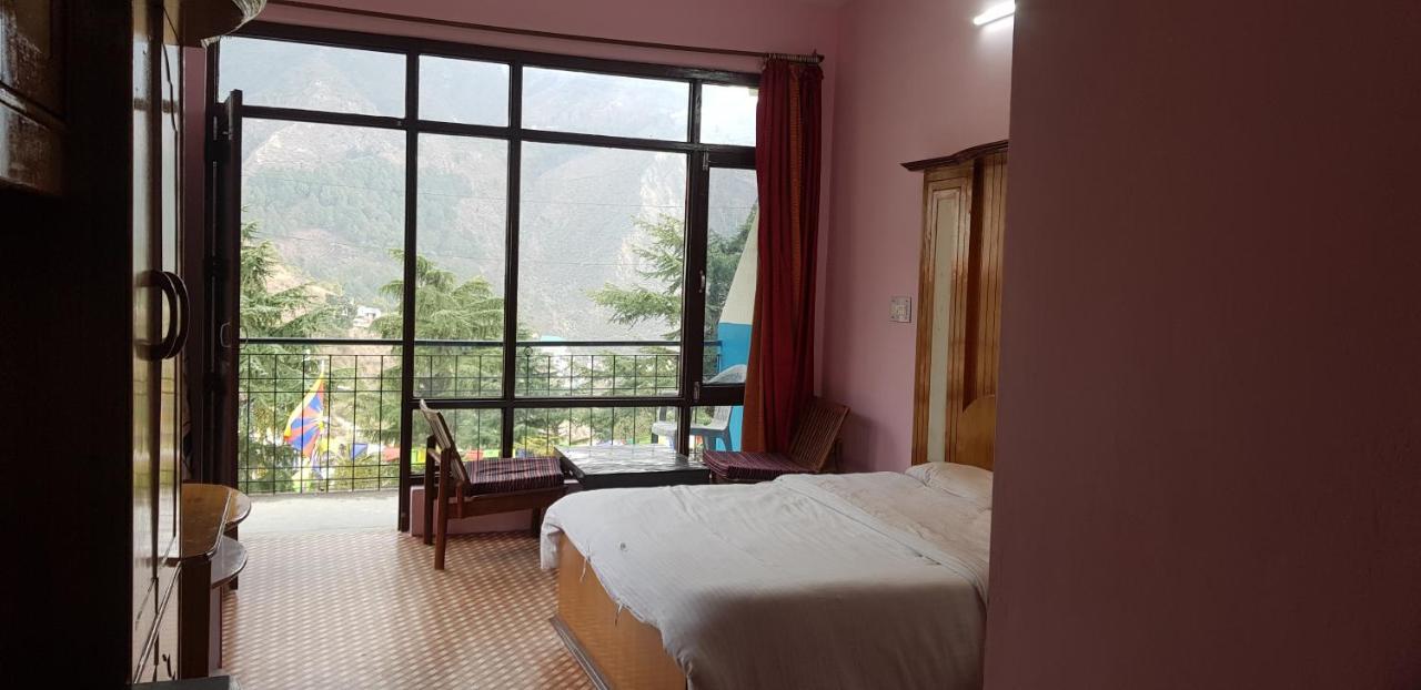 Tibet World Hostel McLeod Ganj Exterior photo